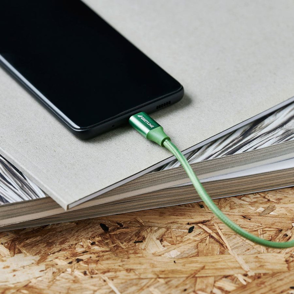C21AC2M03-GreyLime-Braided-USB-A-to-USB-C-Cable-Groen-2-m_03.jpg